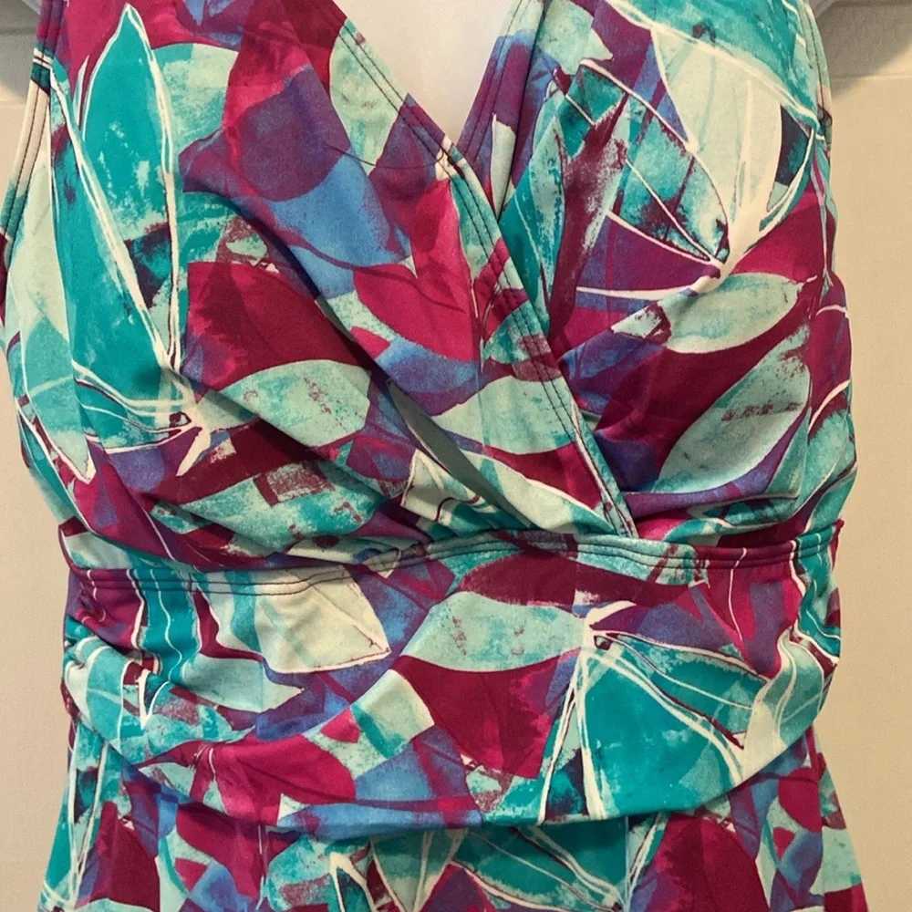 Denim & Co. Beach V Neck Handkerchief Hem Swim Dress Aqua Abstract Palm 10 New - Picture 8 of 15